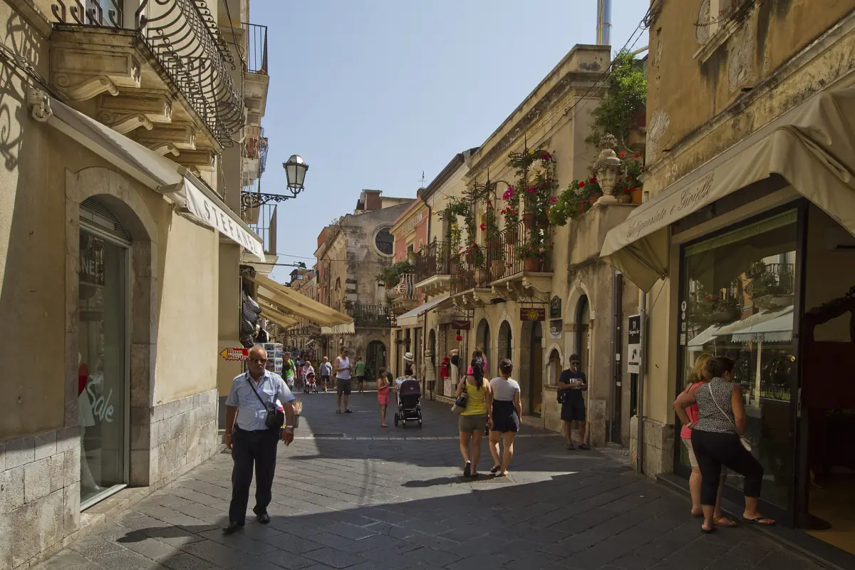 Corso Umberto in Taormina