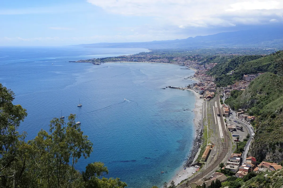 The bay of Giardini Naxos from Taormina